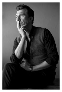 jesperlohmann - sange fra en fribytter - foto af_lenapaaske1 - ENESTAAENDE 2017 - Teatret gruppe 38