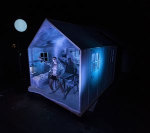 Nordkraft - ordet-paa-bordet - Foto: David Bering - Teatret Gruppe 38 2017 - 3