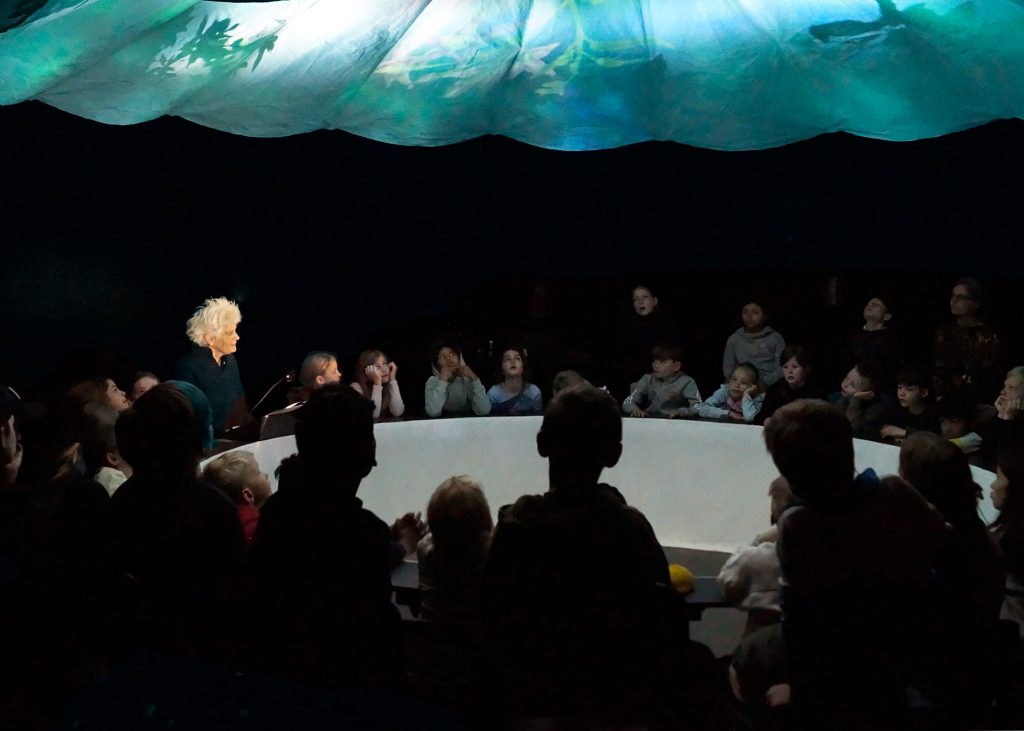 det hemmelige bibliotek - teatret gruppe 38 - børn og Bodil Alling